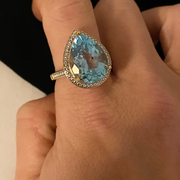 NWT Sky blue certified topaz 18k goldplated ring - Picture 9 of 13
